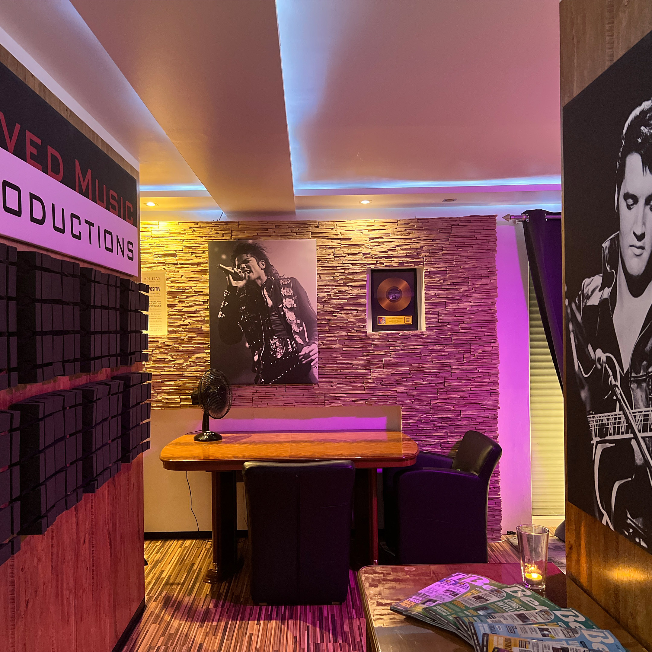 STUDIO EINGANG