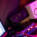Adam Audio A77H 3-Wege-Studiomonitore für Midfield-Anwendungen